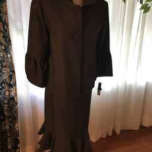 2 piece black and white skirt set